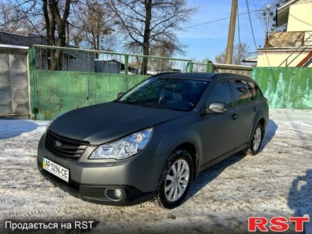 Серый Субару Аутбек, объемом двигателя 2.5 л и пробегом 24500 тыс. км за 10000 $, фото 1 на Automoto.ua