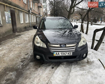 Сірий Субару Аутбек, об'ємом двигуна 2.46 л та пробігом 228 тис. км за 8200 $, фото 1 на Automoto.ua