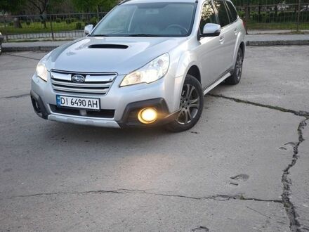 Сірий Субару Аутбек, об'ємом двигуна 2 л та пробігом 266 тис. км за 11100 $, фото 1 на Automoto.ua