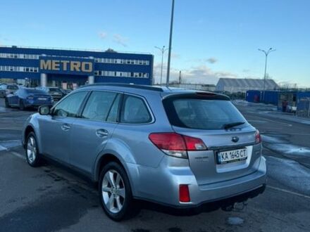 Сірий Субару Аутбек, об'ємом двигуна 2 л та пробігом 299 тис. км за 8850 $, фото 1 на Automoto.ua