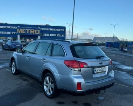 Серый Субару Аутбек, объемом двигателя 2 л и пробегом 299 тыс. км за 8850 $, фото 1 на Automoto.ua