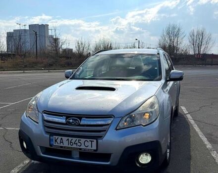 Серый Субару Аутбек, объемом двигателя 2 л и пробегом 346 тыс. км за 8600 $, фото 1 на Automoto.ua