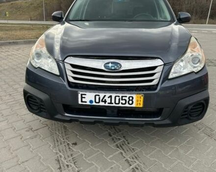Сірий Субару Аутбек, об'ємом двигуна 2.46 л та пробігом 200 тис. км за 11777 $, фото 1 на Automoto.ua