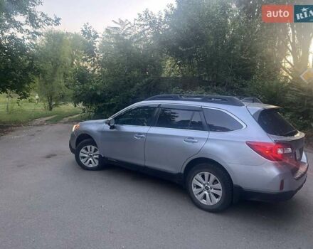 Серый Субару Аутбек, объемом двигателя 2.5 л и пробегом 176 тыс. км за 15000 $, фото 1 на Automoto.ua