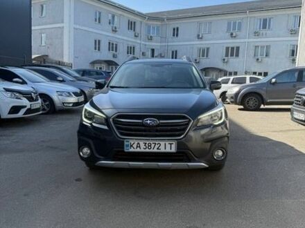 Серый Субару Аутбек, объемом двигателя 2.5 л и пробегом 184 тыс. км за 18500 $, фото 1 на Automoto.ua