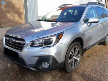 Сірий Субару Аутбек, об'ємом двигуна 2.5 л та пробігом 107 тис. км за 11500 $, фото 1 на Automoto.ua
