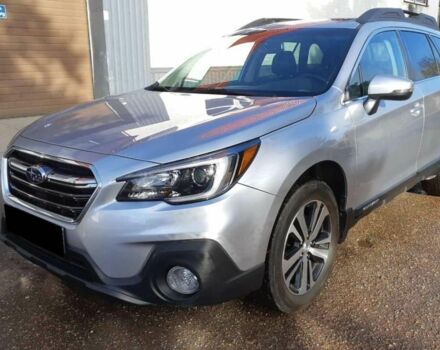 Серый Субару Аутбек, объемом двигателя 2.5 л и пробегом 107 тыс. км за 11500 $, фото 1 на Automoto.ua