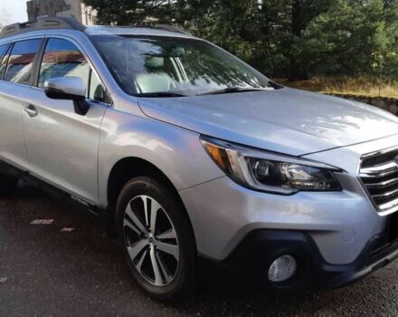 Сірий Субару Аутбек, об'ємом двигуна 2.5 л та пробігом 107 тис. км за 11500 $, фото 1 на Automoto.ua