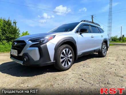 Серый Субару Аутбек, объемом двигателя 2.5 л и пробегом 11 тыс. км за 27000 $, фото 1 на Automoto.ua