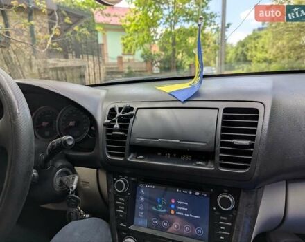 Синий Субару Аутбек, объемом двигателя 3 л и пробегом 330 тыс. км за 5500 $, фото 15 на Automoto.ua