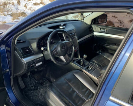 Синий Субару Аутбек, объемом двигателя 2 л и пробегом 370 тыс. км за 7000 $, фото 8 на Automoto.ua