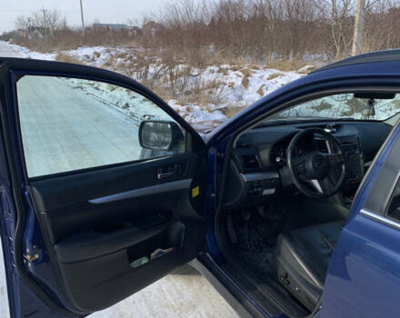 Синий Субару Аутбек, объемом двигателя 2 л и пробегом 370 тыс. км за 7000 $, фото 6 на Automoto.ua