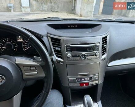 Синій Субару Аутбек, об'ємом двигуна 2.46 л та пробігом 209 тис. км за 9700 $, фото 5 на Automoto.ua