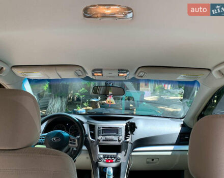 Синій Субару Аутбек, об'ємом двигуна 2.5 л та пробігом 175 тис. км за 11500 $, фото 5 на Automoto.ua