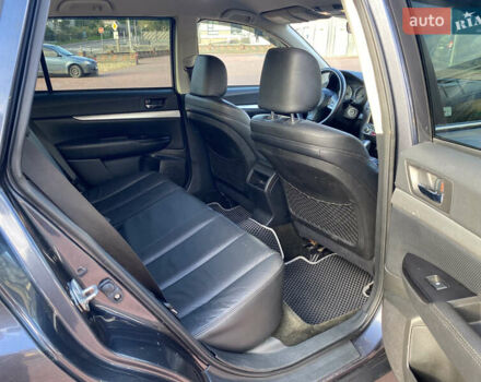 Синий Субару Аутбек, объемом двигателя 2.46 л и пробегом 293 тыс. км за 8400 $, фото 15 на Automoto.ua