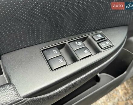 Синій Субару Аутбек, об'ємом двигуна 2.46 л та пробігом 159 тис. км за 11800 $, фото 30 на Automoto.ua