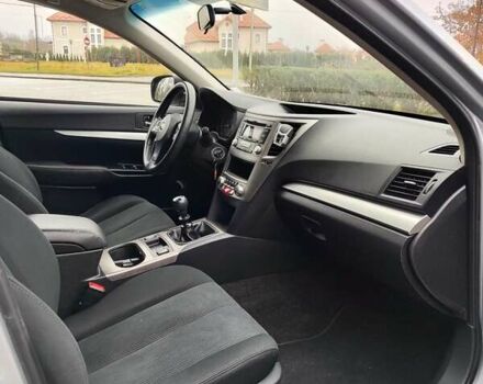 Синій Субару Аутбек, об'ємом двигуна 2.46 л та пробігом 311 тис. км за 8900 $, фото 12 на Automoto.ua
