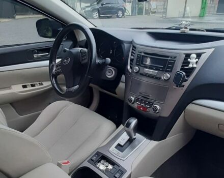 Синий Субару Аутбек, объемом двигателя 2.5 л и пробегом 256 тыс. км за 8600 $, фото 6 на Automoto.ua