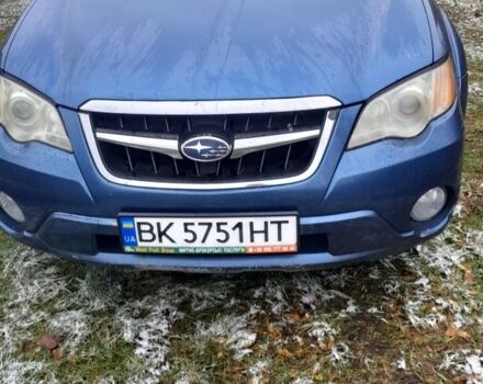 Синий Субару Аутбек, объемом двигателя 3 л и пробегом 280 тыс. км за 6200 $, фото 1 на Automoto.ua