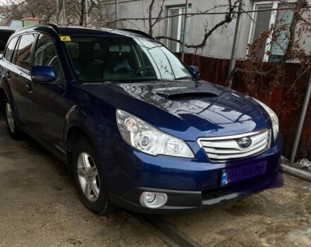 Синій Субару Аутбек, об'ємом двигуна 2 л та пробігом 300 тис. км за 9000 $, фото 1 на Automoto.ua