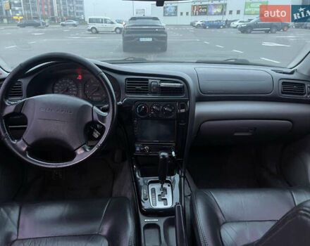 Зеленый Субару Аутбек, объемом двигателя 2.5 л и пробегом 227 тыс. км за 4500 $, фото 7 на Automoto.ua