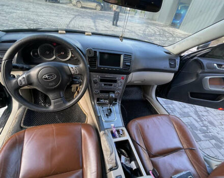 Зеленый Субару Аутбек, объемом двигателя 3 л и пробегом 307 тыс. км за 6400 $, фото 8 на Automoto.ua