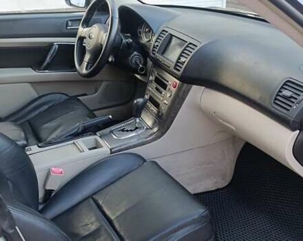 Зелений Субару Аутбек, об'ємом двигуна 3 л та пробігом 358 тис. км за 5950 $, фото 17 на Automoto.ua