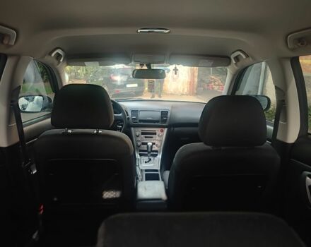 Зеленый Субару Аутбек, объемом двигателя 2.5 л и пробегом 288 тыс. км за 5500 $, фото 2 на Automoto.ua