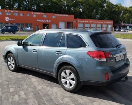 Зеленый Субару Аутбек, объемом двигателя 2 л и пробегом 315 тыс. км за 8500 $, фото 2 на Automoto.ua