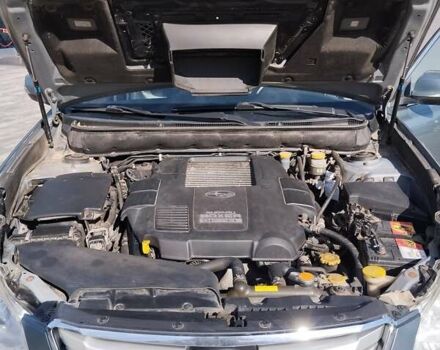 Зеленый Субару Аутбек, объемом двигателя 2 л и пробегом 315 тыс. км за 8500 $, фото 8 на Automoto.ua