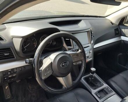 Зеленый Субару Аутбек, объемом двигателя 2 л и пробегом 315 тыс. км за 8500 $, фото 14 на Automoto.ua