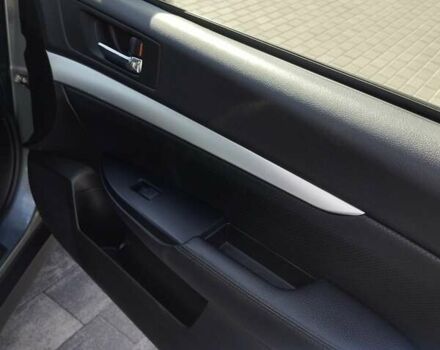 Зелений Субару Аутбек, об'ємом двигуна 2 л та пробігом 315 тис. км за 8500 $, фото 9 на Automoto.ua