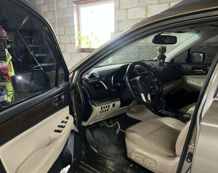 Зелений Субару Аутбек, об'ємом двигуна 2.5 л та пробігом 200 тис. км за 16500 $, фото 7 на Automoto.ua