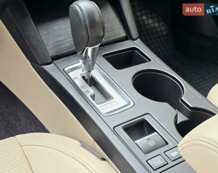 Зелений Субару Аутбек, об'ємом двигуна 2.5 л та пробігом 147 тис. км за 12600 $, фото 25 на Automoto.ua