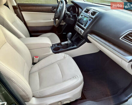 Зеленый Субару Аутбек, объемом двигателя 2.5 л и пробегом 165 тыс. км за 16200 $, фото 9 на Automoto.ua