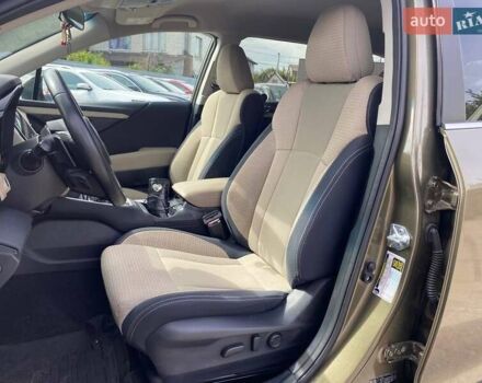 Зелений Субару Аутбек, об'ємом двигуна 2.5 л та пробігом 19 тис. км за 25990 $, фото 8 на Automoto.ua