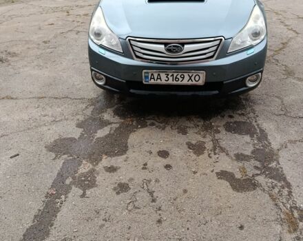 Зеленый Субару Аутбек, объемом двигателя 2 л и пробегом 289 тыс. км за 8500 $, фото 1 на Automoto.ua