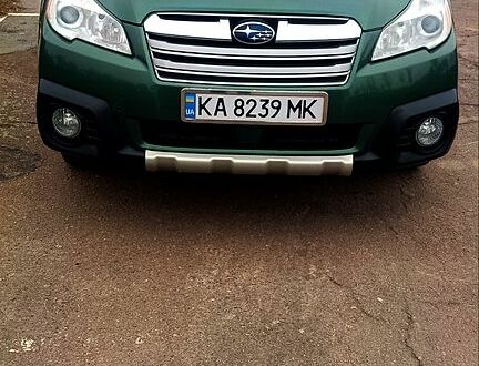 Зеленый Субару Аутбек, объемом двигателя 2.5 л и пробегом 250 тыс. км за 11500 $, фото 1 на Automoto.ua