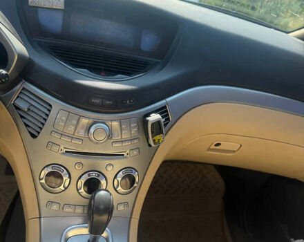 Бежевий Субару Трібека, об'ємом двигуна 3 л та пробігом 336 тис. км за 5499 $, фото 13 на Automoto.ua