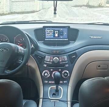 Черный Субару Трибека, объемом двигателя 3 л и пробегом 370 тыс. км за 8100 $, фото 6 на Automoto.ua