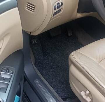 Черный Субару Трибека, объемом двигателя 3 л и пробегом 141 тыс. км за 7500 $, фото 4 на Automoto.ua