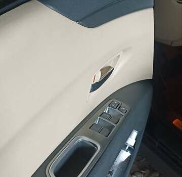 Черный Субару Трибека, объемом двигателя 3 л и пробегом 141 тыс. км за 7500 $, фото 31 на Automoto.ua