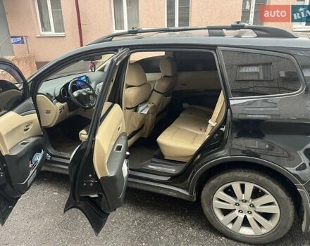 Чорний Субару Трібека, об'ємом двигуна 3.6 л та пробігом 235 тис. км за 8200 $, фото 4 на Automoto.ua