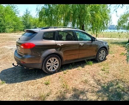 Коричневый Субару Трибека, объемом двигателя 3.6 л и пробегом 350 тыс. км за 5500 $, фото 2 на Automoto.ua