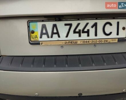 Жовтий Субару Трібека, об'ємом двигуна 3 л та пробігом 106 тис. км за 9000 $, фото 13 на Automoto.ua
