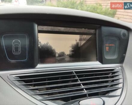 Жовтий Субару Трібека, об'ємом двигуна 3 л та пробігом 106 тис. км за 9000 $, фото 21 на Automoto.ua