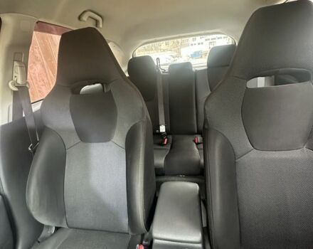 Серый Субару Трибека, объемом двигателя 1.5 л и пробегом 900 тыс. км за 6000 $, фото 4 на Automoto.ua