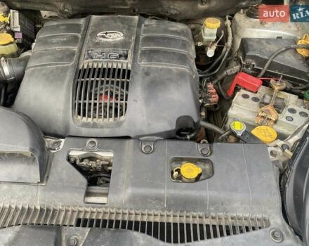 Серый Субару Трибека, объемом двигателя 3 л и пробегом 280 тыс. км за 5550 $, фото 3 на Automoto.ua