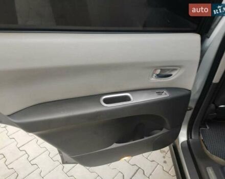 Сірий Субару Трібека, об'ємом двигуна 3 л та пробігом 239 тис. км за 4750 $, фото 26 на Automoto.ua