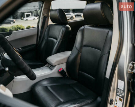 Серый Субару Трибека, объемом двигателя 3 л и пробегом 122 тыс. км за 8700 $, фото 29 на Automoto.ua